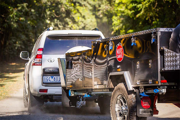 4WD towing a camper trailer