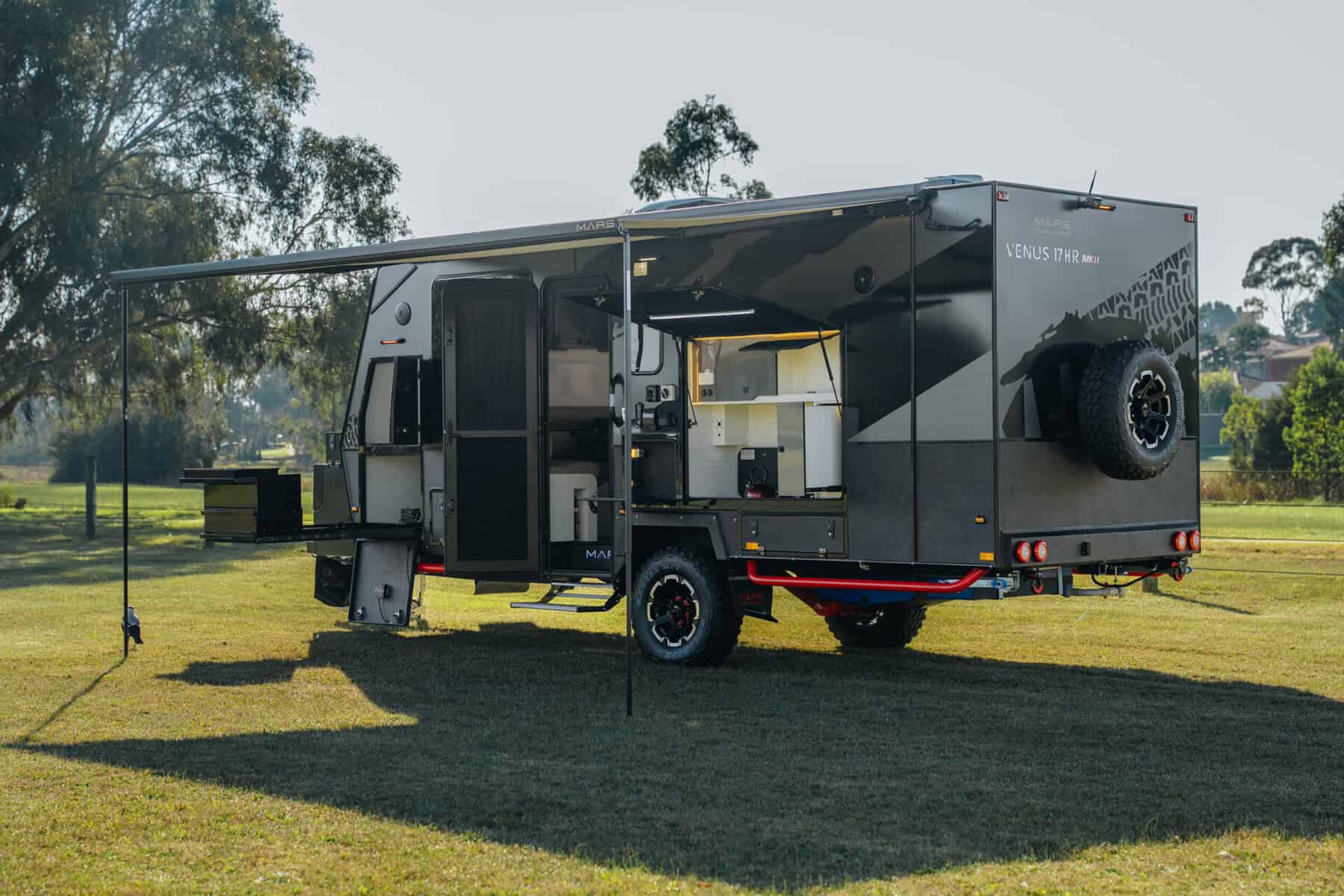 17 ft. Couples Off-Road Caravan | Venus 17HR